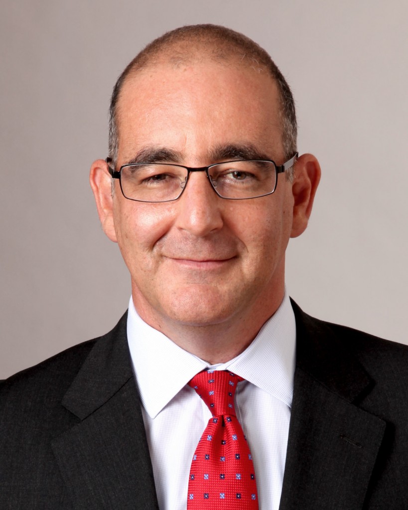Headshot of Robert Hollo